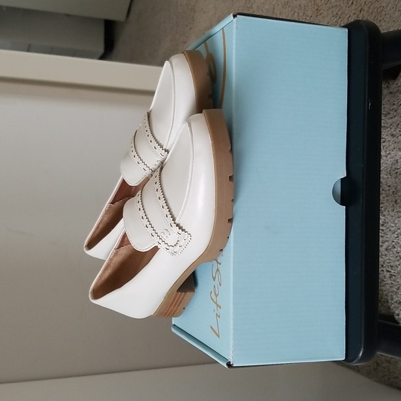 Off white loafers - Picture 8 of 8